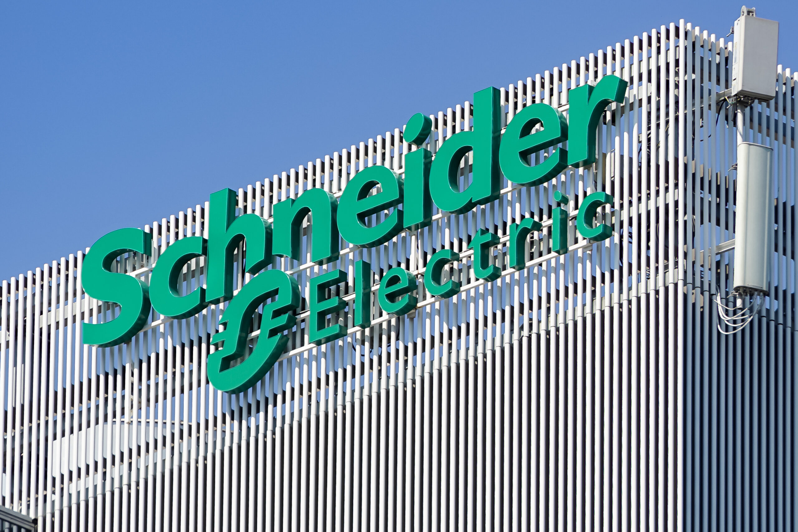 TOPTECH achieves the Schneider Elite Partnership for 2023